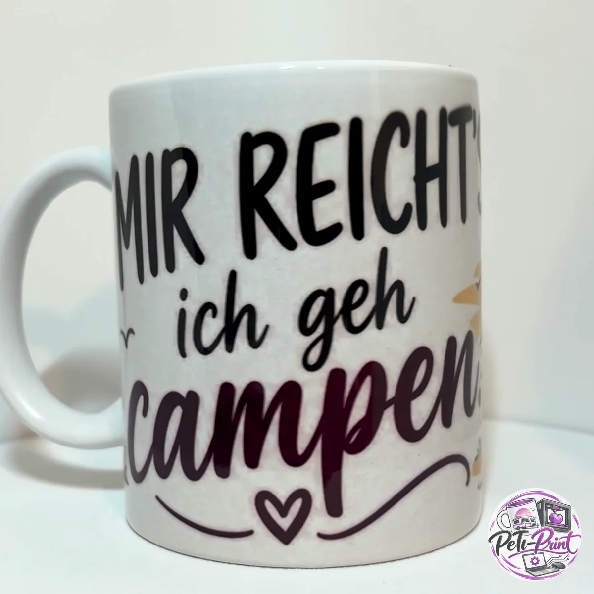 Camper-Tasse Wohnwagen Lila – Vorderseite